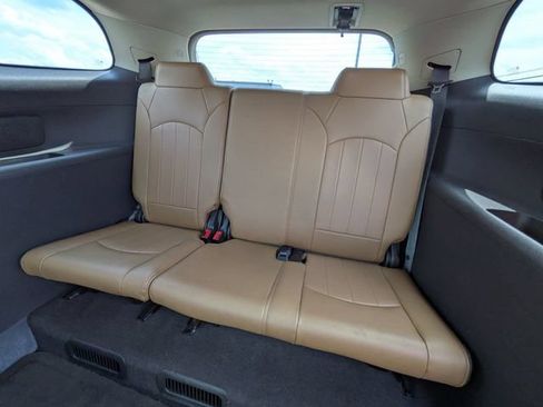 Used 2016 Buick Enclave Leather AWD/4WD image 17