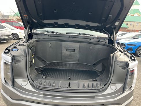 Used 2023 Ford F150 Lightning Lariat image 35
