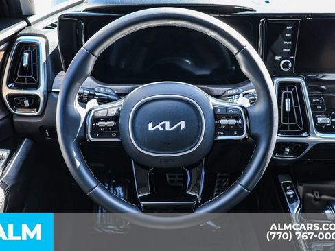 Used 2022 Kia Sorento SX Prestige image 31