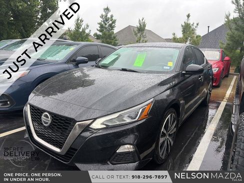 Used 2020 Nissan Altima 2.5 SR w/ Premium Package AWD/4WD image 1