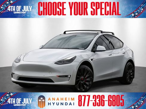 Used 2022 Tesla Model Y Performance AWD/4WD image 1