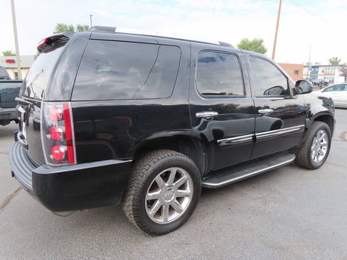 Used 2008 GMC Yukon Denali AWD/4WD image 6