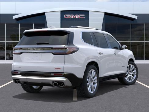 New 2026 GMC Acadia Denali FWD image 4