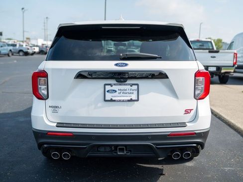 Used 2022 Ford Explorer ST w/ Equipment Group 401A image 8