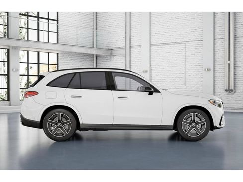 New 2027 Mercedes-Benz GLC 300 4MATIC image 16