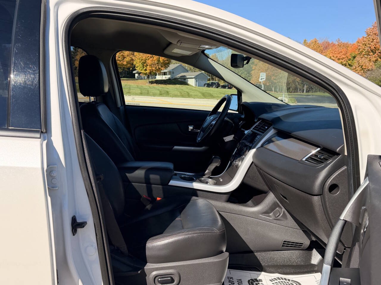 Used 2013 Ford Edge SEL AWD/4WD image 25