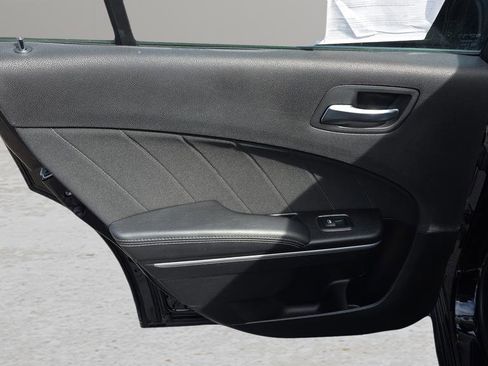 Used 2019 Dodge Charger SXT w/ Cold Weather Package image 12