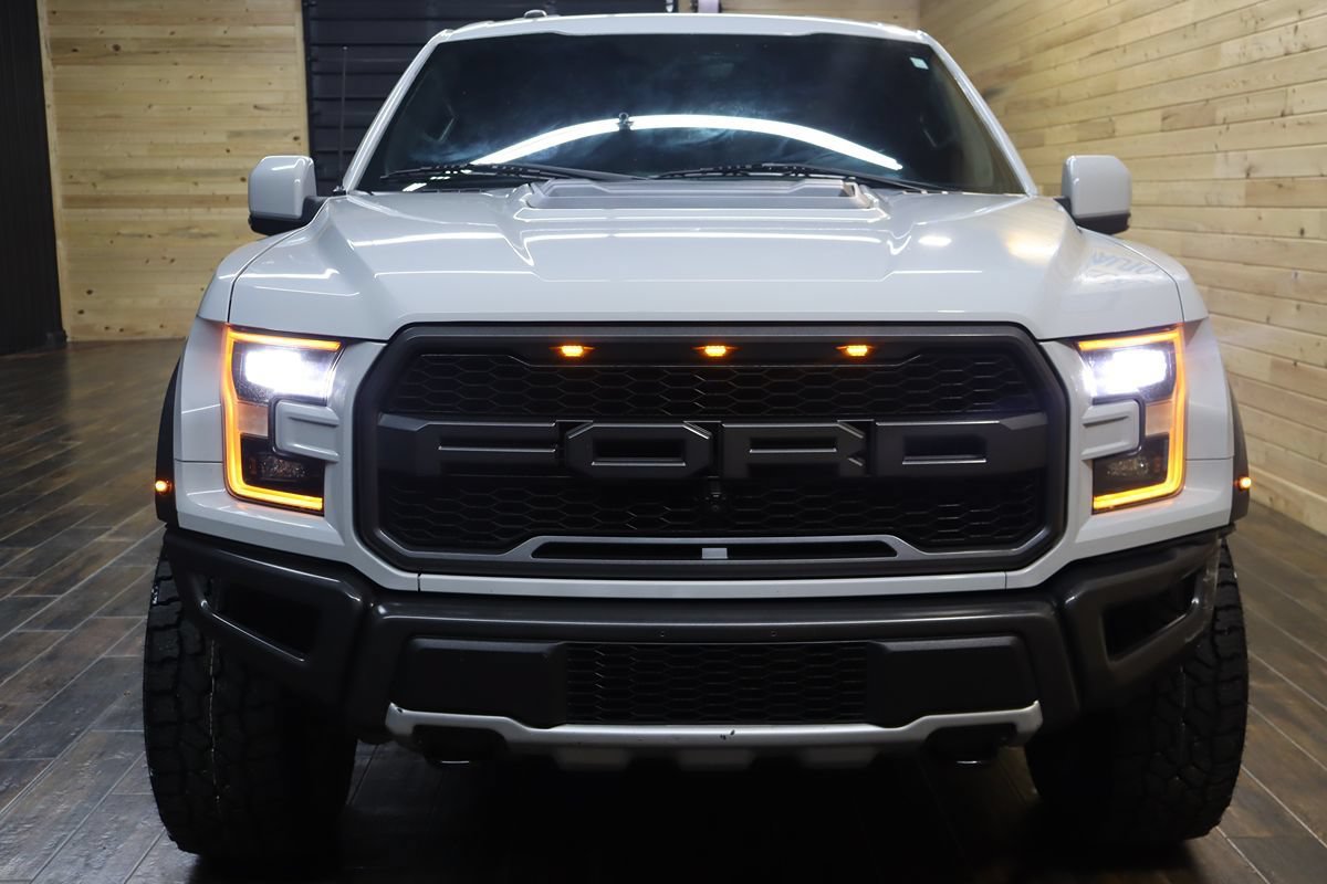 Used 2017 Ford F150 Raptor w/ Equipment Group 802A Luxury AWD/4WD image 6