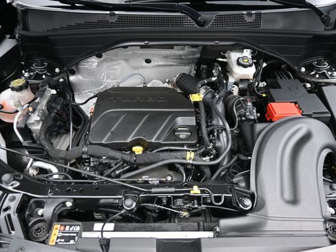Used 2025 Chevrolet TrailBlazer LT w/ Convenience Package FWD image 33