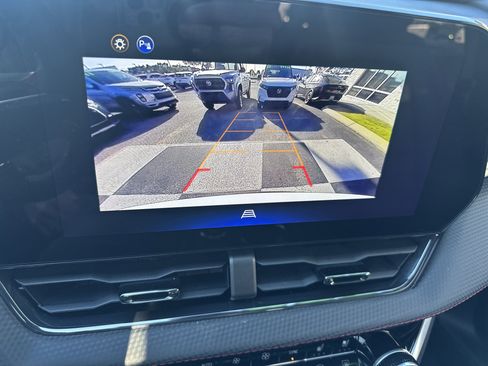Used 2026 Chevrolet Equinox RS w/ Convenience Package III FWD image 18