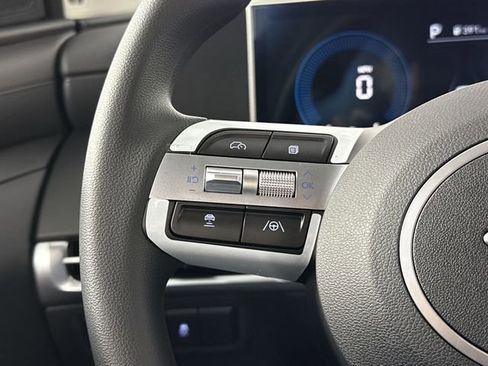 New 2026 Hyundai Tucson SE image 16