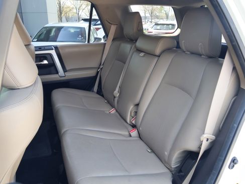 Used 2014 Toyota 4Runner Limited image 35