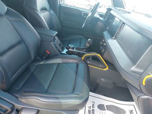 Used 2024 Ford Bronco Badlands AWD/4WD image 10