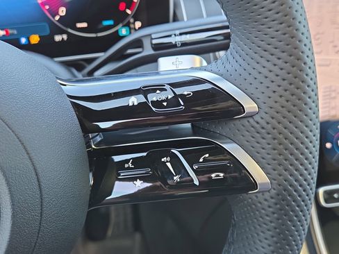 New 2026 Mercedes-Benz GLC 300 4MATIC image 23
