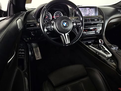 Used 2017 BMW M6 Convertible RWD image 8