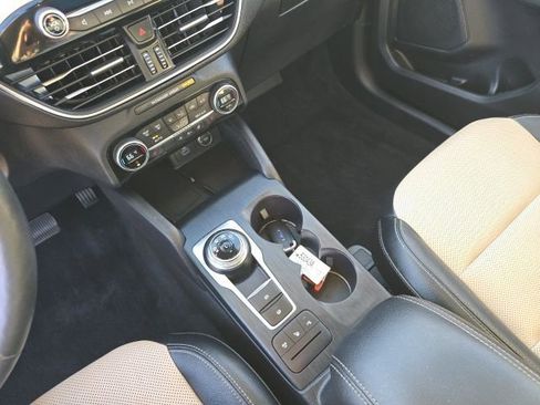 Certified 2021 Ford Escape Titanium w/ Titanium Elite Package image 20