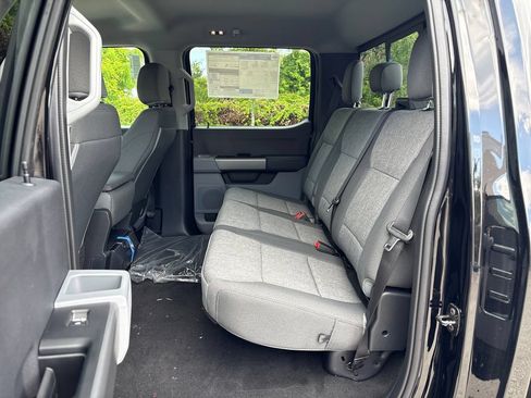 New 2026 Ford F250 XL w/ STX Appearance Package AWD/4WD image 29