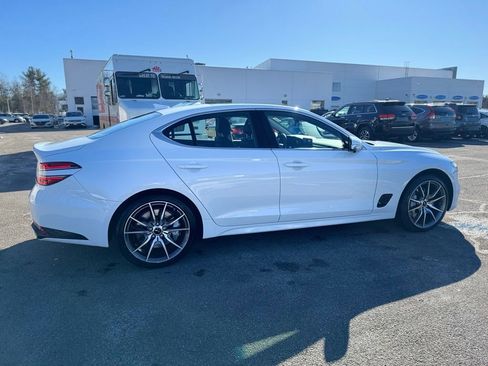 Used 2026 Genesis G70 2.5T Prestige image 4