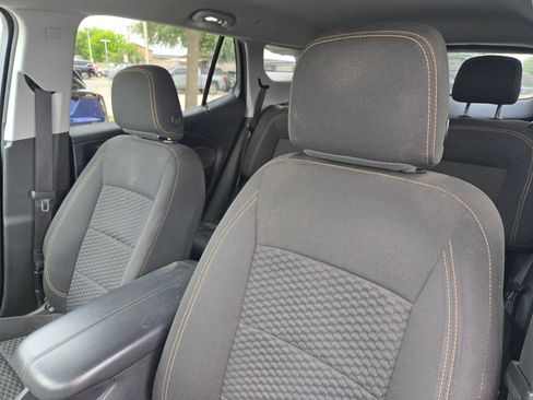 Used 2020 GMC Terrain SLE image 9