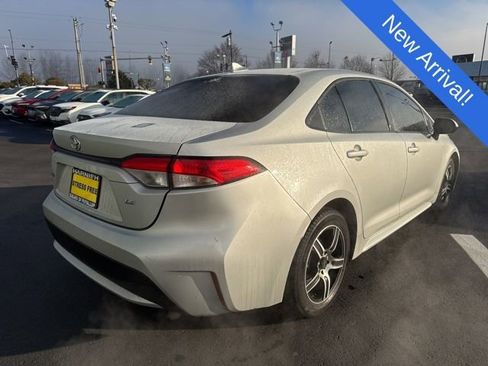 Used 2022 Toyota Corolla LE image 7