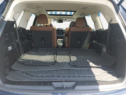Used 2024 Subaru Ascent Touring image 16