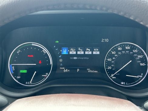 Used 2021 Toyota Sienna Platinum image 47