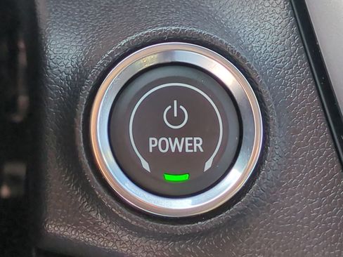 Used 2022 Chevrolet Bolt LT image 17