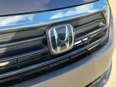 Used 2024 Honda Odyssey EX-L image 7