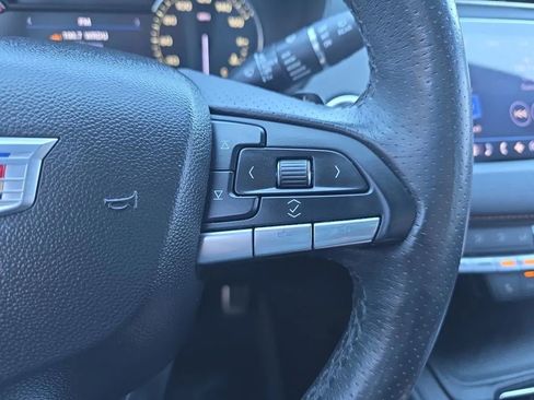 Used 2020 Cadillac XT4 Sport w/ Cold Weather Package AWD/4WD image 21