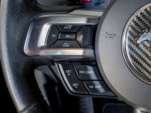 Used 2019 Ford Mustang Coupe image 16