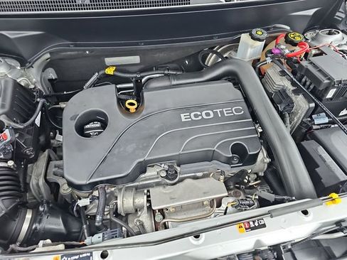 Used 2019 Chevrolet Equinox LT image 28