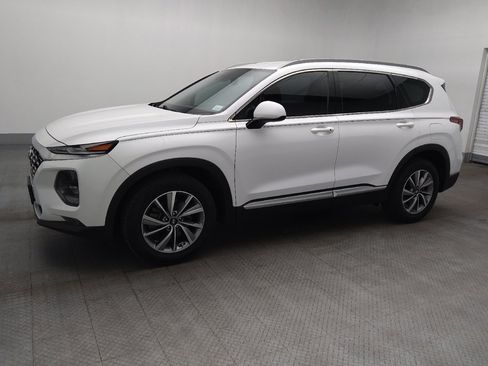 Used 2019 Hyundai Santa Fe SEL image 2