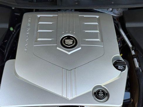 Used 2005 Cadillac STS w/ Preferred Equipment Group RWD image 38