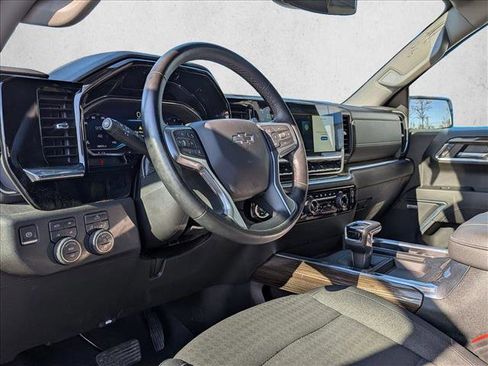 Used 2024 Chevrolet Silverado 1500 RST w/ Convenience Package II AWD/4WD image 9