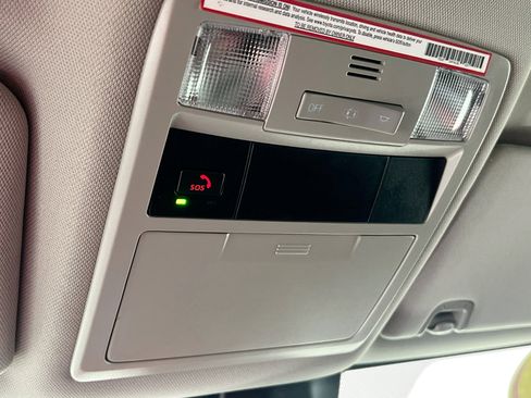 Used 2022 Toyota Tacoma SR5 image 22