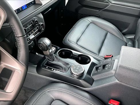 New 2026 Ford Bronco Big Bend AWD/4WD image 8