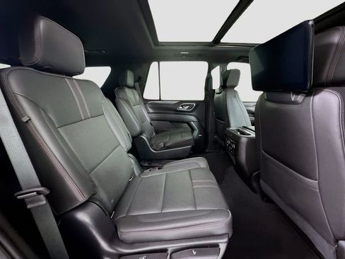 Used 2021 Chevrolet Tahoe RST image 28