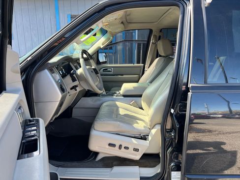 Used 2013 Ford Expedition EL Limited image 10