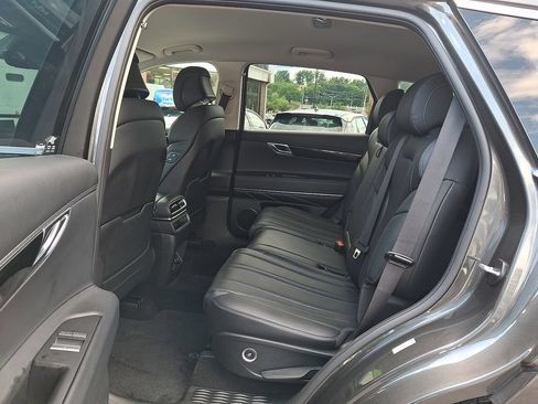 Used 2025 Genesis GV80 2.5T Standard AWD/4WD image 12