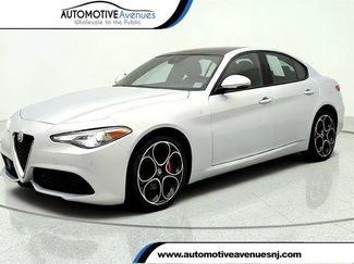 Used 2022 Alfa Romeo Giulia Ti AWD/4WD video 1