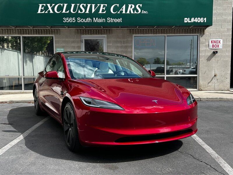 Used 2025 Tesla Model 3 Long Range RWD image 1