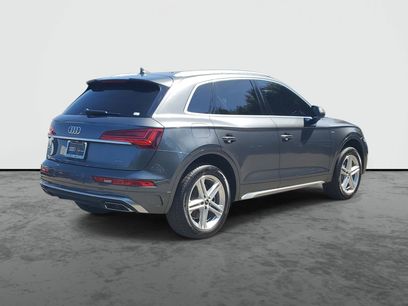 Used 2024 Audi Q5 e Premium w/ Convenience Package