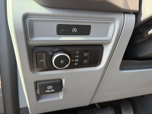 Used 2025 Ford F150 XLT w/ Equipment Group 301A Standard AWD/4WD image 18