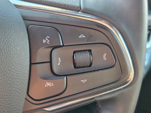Used 2026 Buick Envista Avenir FWD image 37