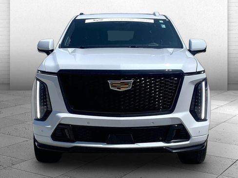 Certified 2026 Cadillac Escalade ESV V AWD/4WD image 2
