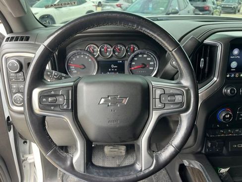 Used 2019 Chevrolet Silverado 1500 LT Trail Boss AWD/4WD image 20