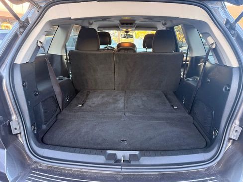 Used 2017 Dodge Journey SE w/ Flexible Seating Group image 29