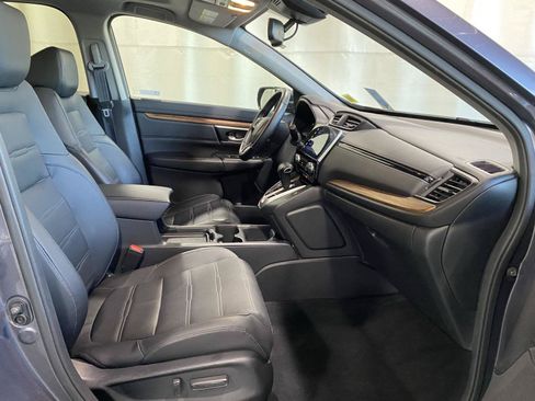 Used 2019 Honda CR-V Touring image 12