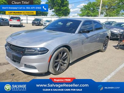 Used 2017 Dodge Charger SXT w/ Blacktop Package