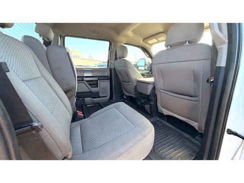 Used 2020 Ford F350 XLT w/ XLT Premium Package image 10